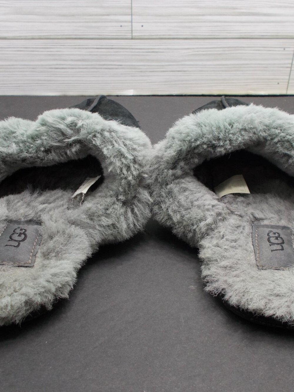 UGG Scuffette II Women’s 8 Suede Shearling-Lined Slippers 5661 - Picture 3 of 4